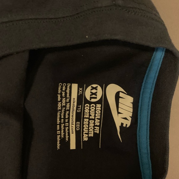 NIKE AIR TEE GOOD CONDITION - Picture 3 of 4